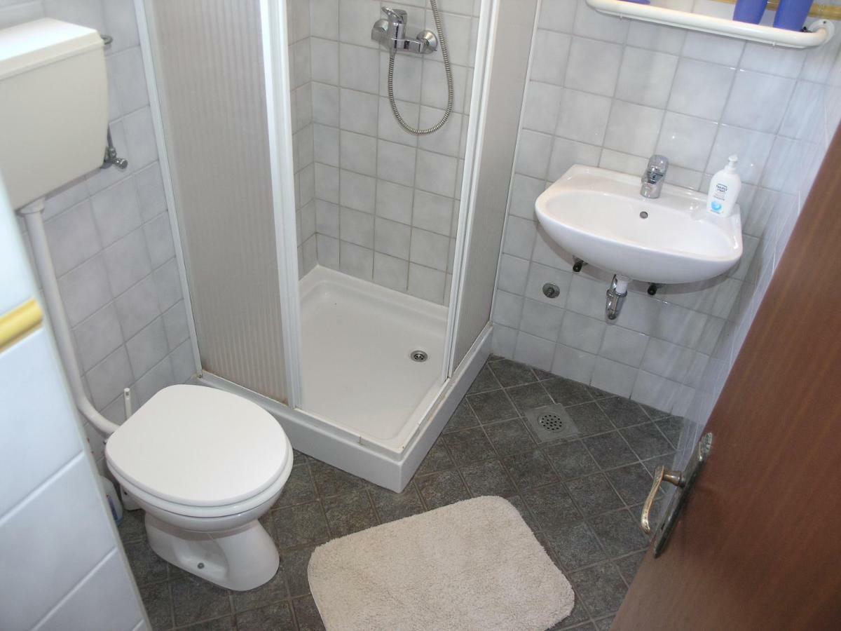 Vala Apartmani Bibinje Eksteriør billede